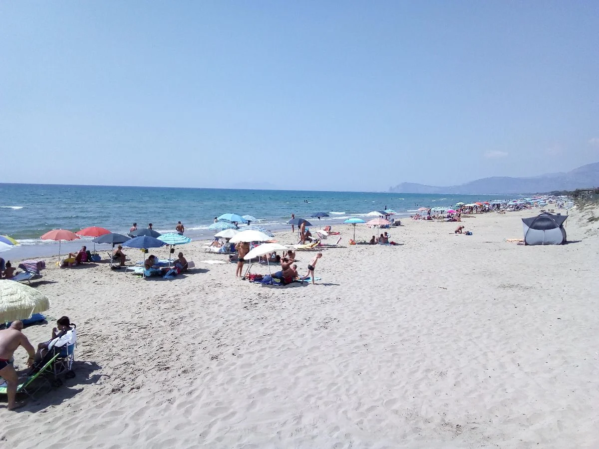 Heute ist angenehm wenig los am #Strand #italia