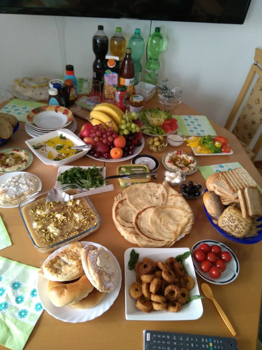 Eingeladen zum syrischen Frühstück von Karim und Aida