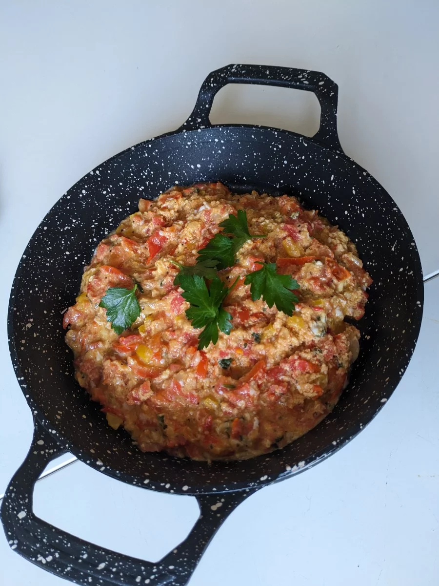 Hausgemachtes Menemen in original türkischem Pfandl 🥰